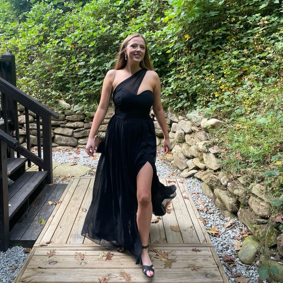 Revolved Black Gown - Picture 3 of 3